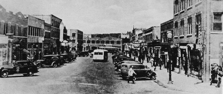 Black and white photo of Greenwood Avenue looking north in 1938.