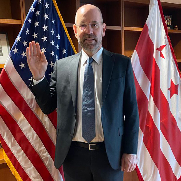 Uwe Brandes being sworn in